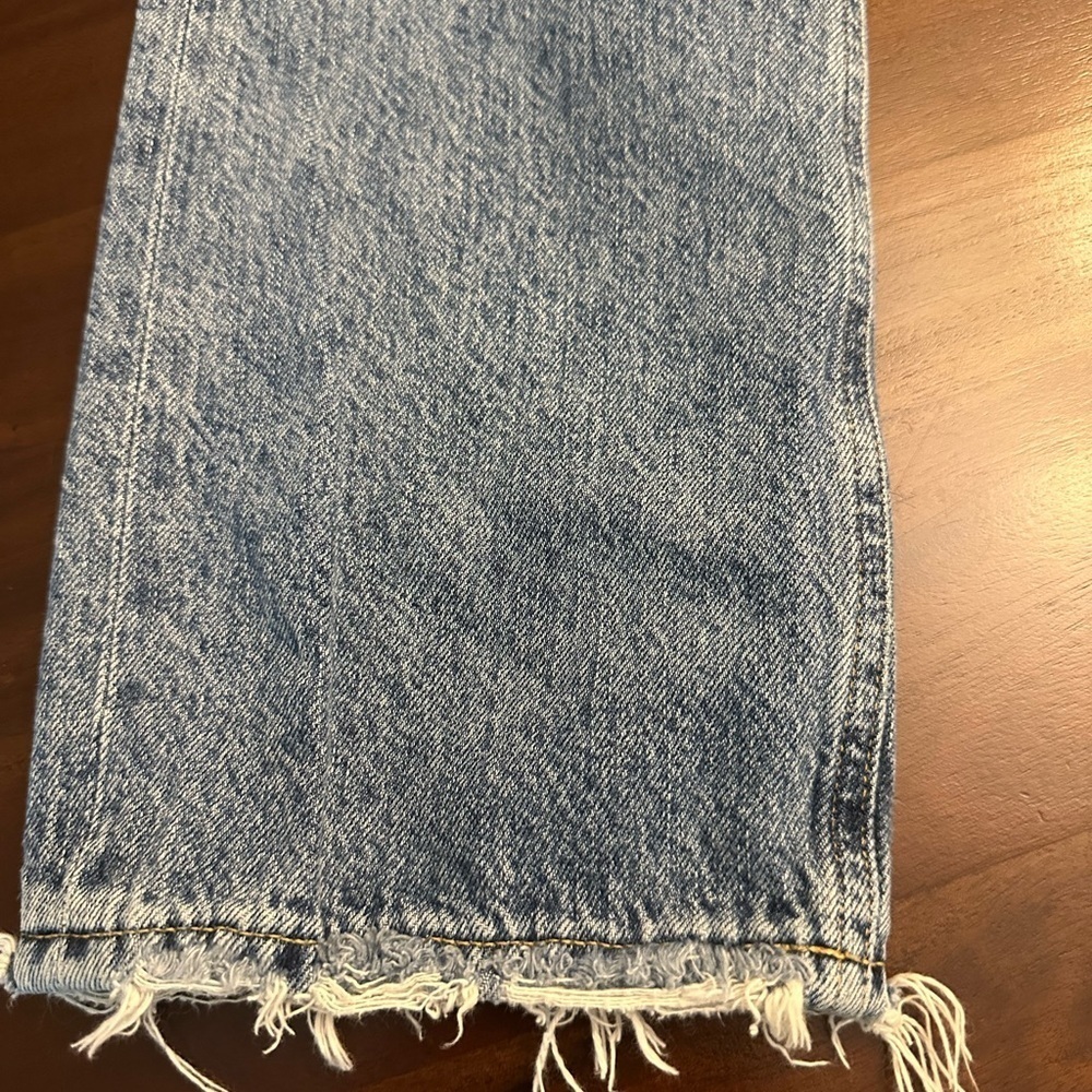 AGOLDE Riley High Rise Straight Crop Jeans in Frequency (J4) - Picture 6 of 11